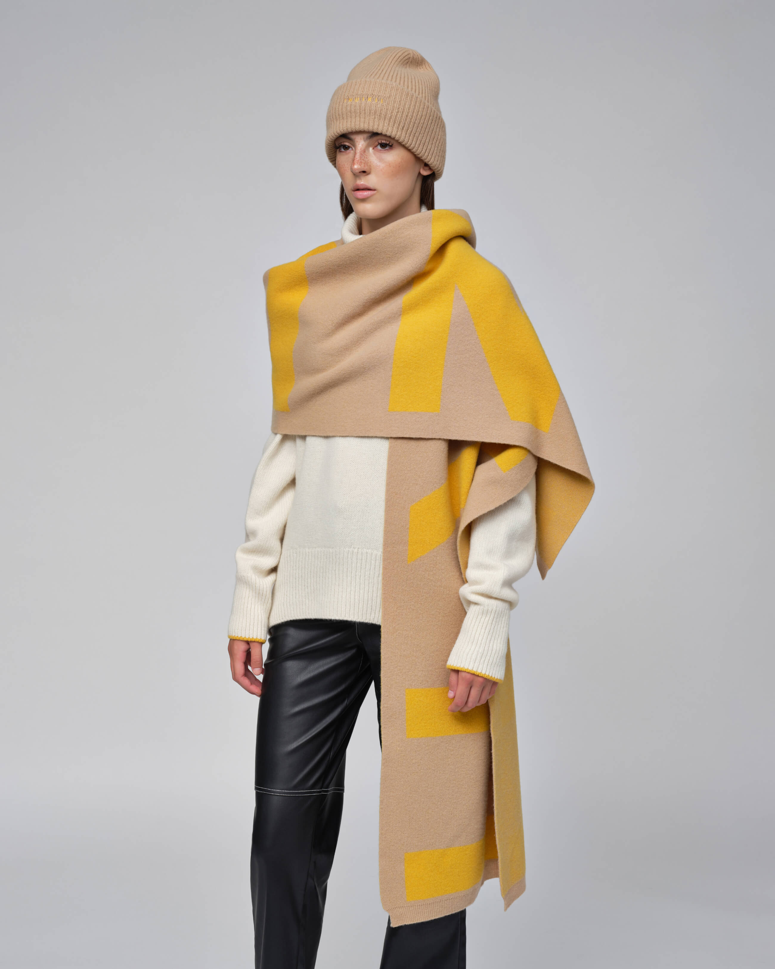 Jacquard Scarf INUIKII