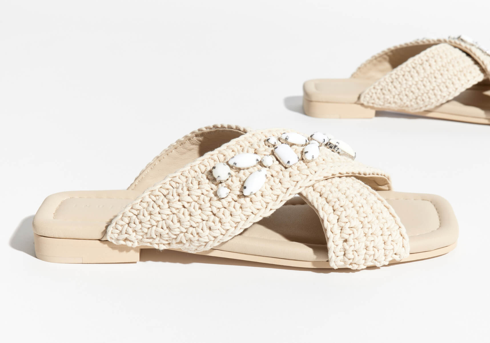 The summer icon newly interpreted