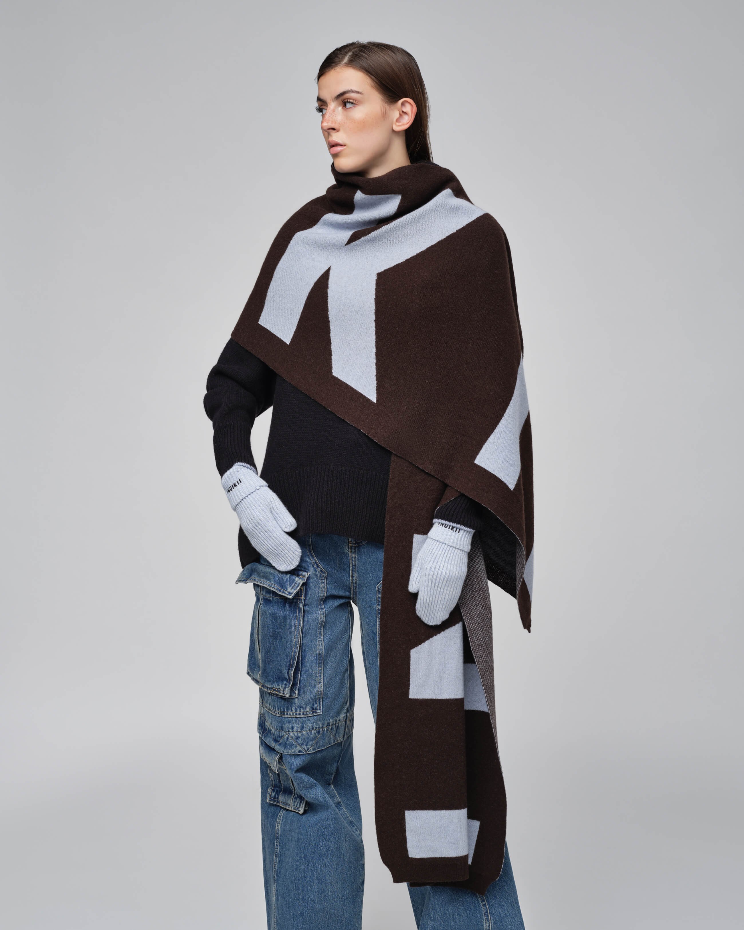 Jacquard Scarf INUIKII